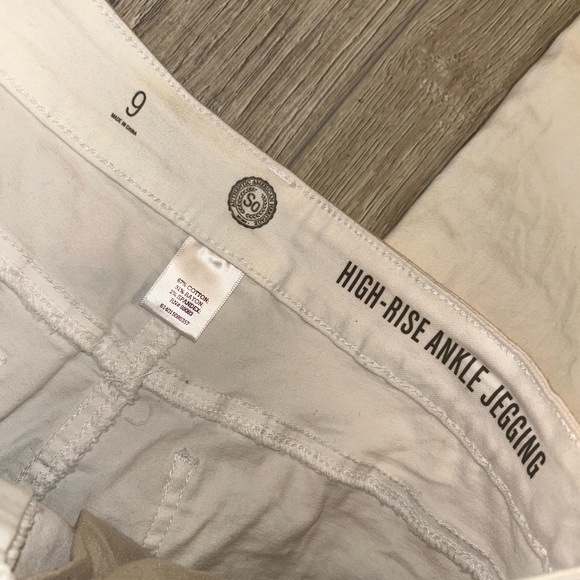 High-Rise Jeggings - Picture 3 of 6